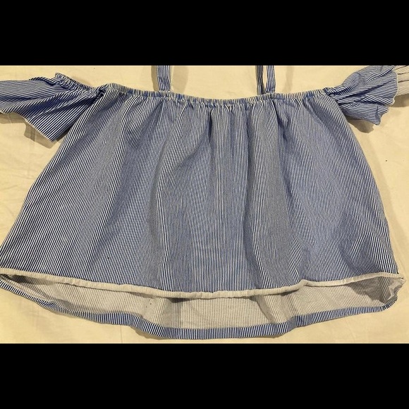Off the shoulder shirt from Zara!! - Picture 2 of 2